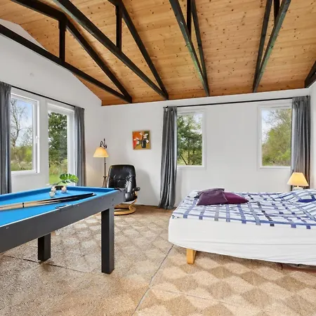 Holiday home Merrit - 350m From The Sea By Interhome *