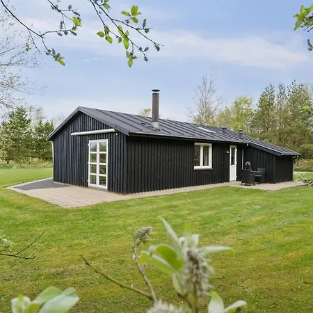 Merrit - 350m From The Sea By Interhome Bindslev